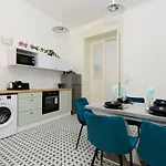 Apartamento Akacfa 7 Center Beautiful *