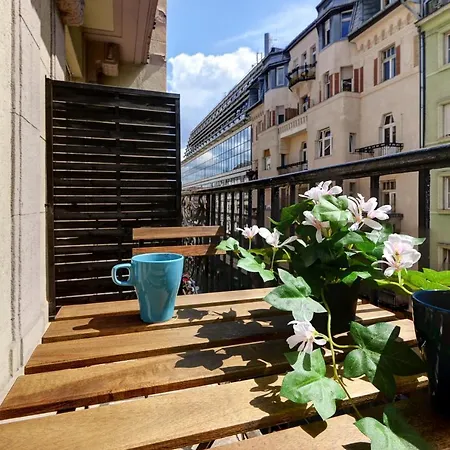 Akacfa 7 Center Beautiful Апартаменты